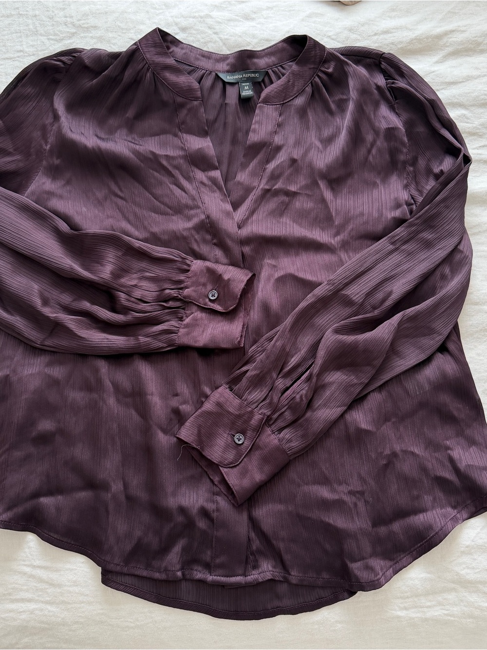 Banana Republic Deep Plum V-Neck Long Sleeve Blouse